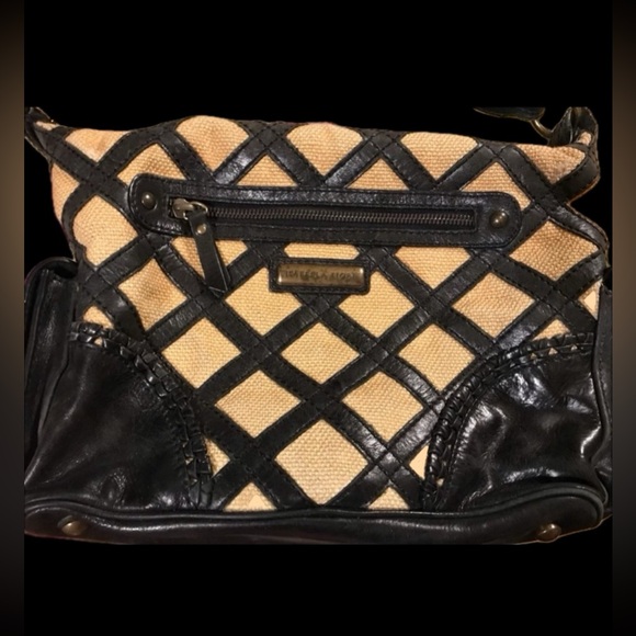 Isabella Fiore Star Safari Tula Crisscross Lattice Tan Black Bead Purse Handbag - Picture 8 of 12